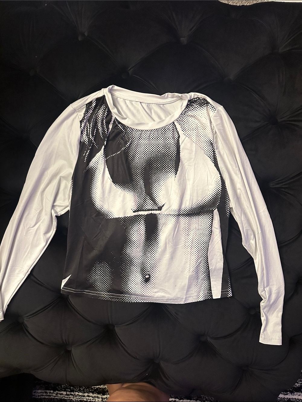 White long sleeve shitt